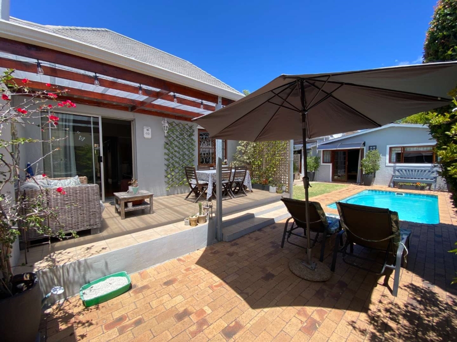 4 Bedroom Property for Sale in Plumstead Western Cape